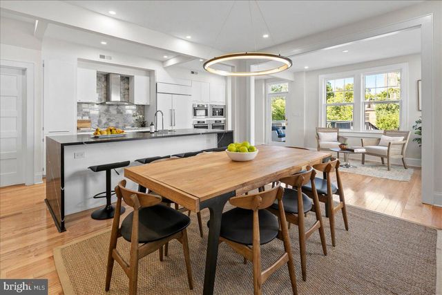 2940 BELLEVUE TER NW, Washington, DC 20016