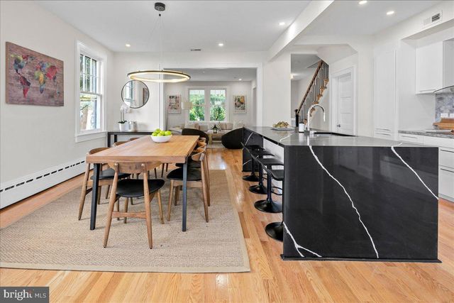 2940 BELLEVUE TER NW, Washington, DC 20016