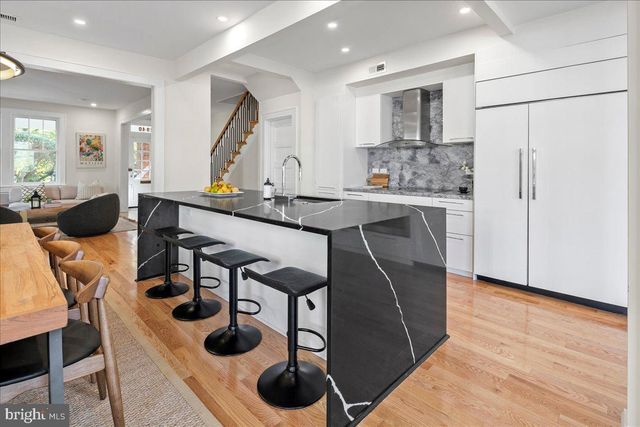 2940 BELLEVUE TER NW, Washington, DC 20016