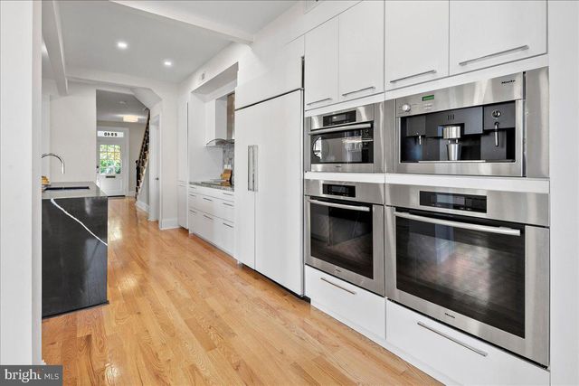 2940 BELLEVUE TER NW, Washington, DC 20016