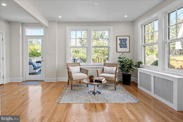2940 BELLEVUE TER NW, Washington, DC 20016