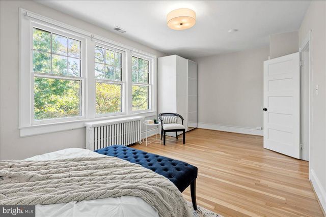 2940 BELLEVUE TER NW, Washington, DC 20016
