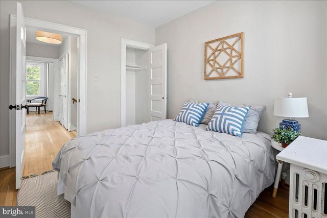 2940 BELLEVUE TER NW, Washington, DC 20016