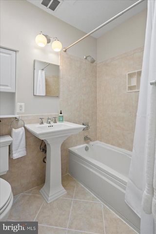 2940 BELLEVUE TER NW, Washington, DC 20016