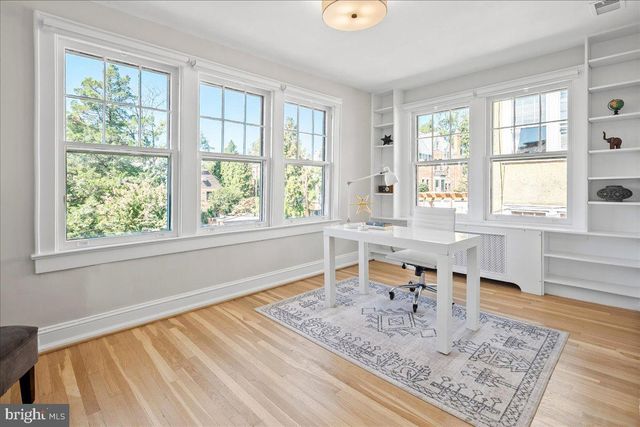 2940 BELLEVUE TER NW, Washington, DC 20016