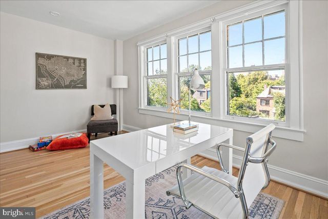 2940 BELLEVUE TER NW, Washington, DC 20016
