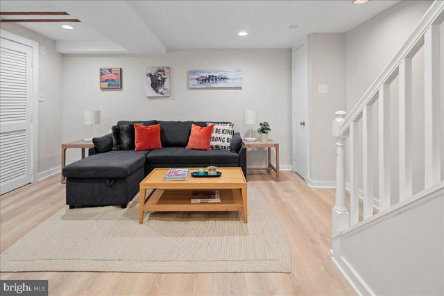 2940 BELLEVUE TER NW, Washington, DC 20016
