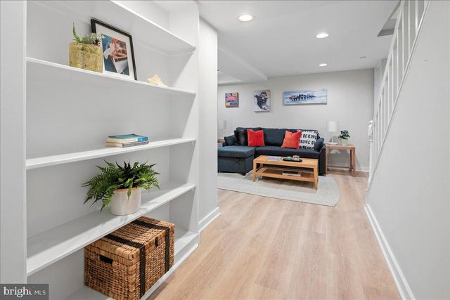 2940 BELLEVUE TER NW, Washington, DC 20016