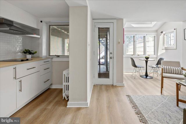 2940 BELLEVUE TER NW, Washington, DC 20016