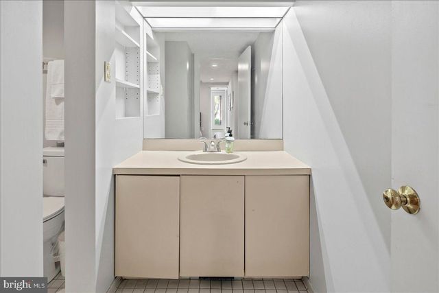 2940 BELLEVUE TER NW, Washington, DC 20016