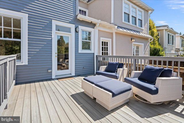 2940 BELLEVUE TER NW, Washington, DC 20016