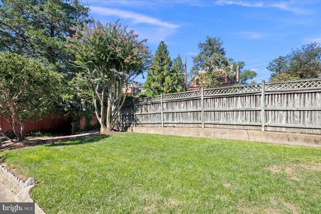 2940 BELLEVUE TER NW, Washington, DC 20016