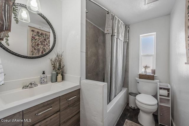 1704 W Marlborough Ave, Coeur D'alene, ID 83815