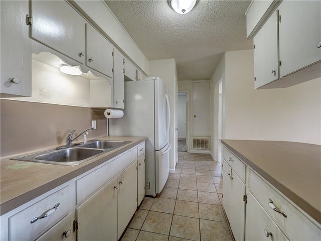 1638 Spicewood Dr, Corpus Christi, TX 78412