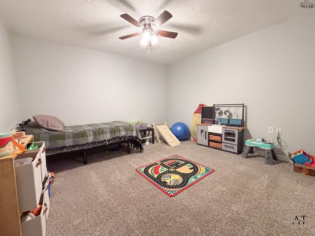 605 OAK STREET, Burkburnett, TX 76354