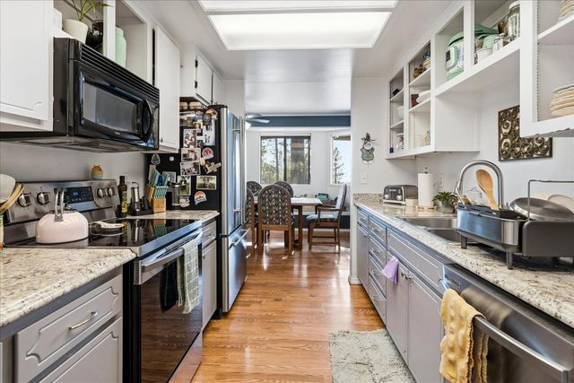3868 Pinecrest Drive, Mariposa, CA 95338