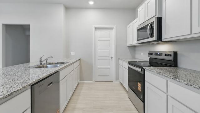 3128 MAPLE ORCHARD Lane, Fort Worth, TX 76140