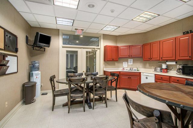 7950 Moorsbridge Road Entire Upper North, Portage, MI 49024