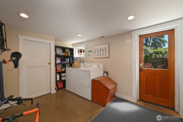 349 NW 49th Street, Seattle, WA 98107