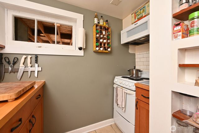 349 NW 49th Street, Seattle, WA 98107