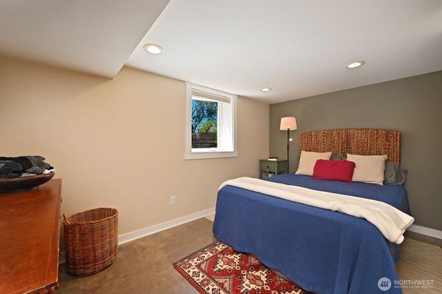 349 NW 49th Street, Seattle, WA 98107