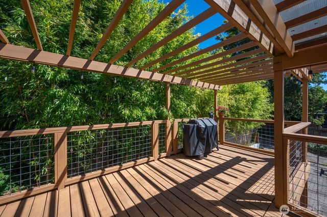 349 NW 49th Street, Seattle, WA 98107