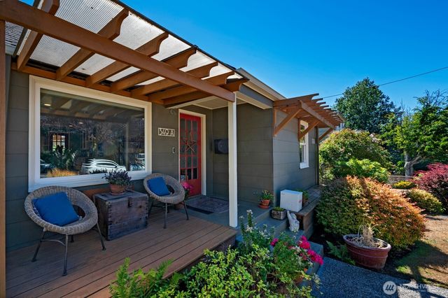 349 NW 49th Street, Seattle, WA 98107