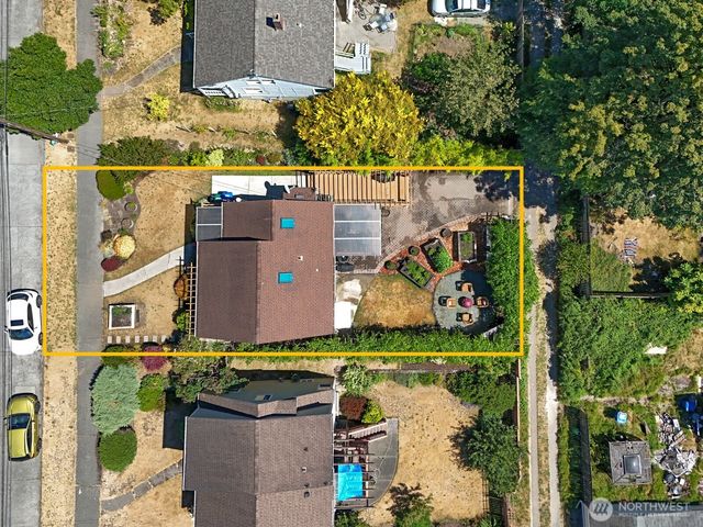 349 NW 49th Street, Seattle, WA 98107