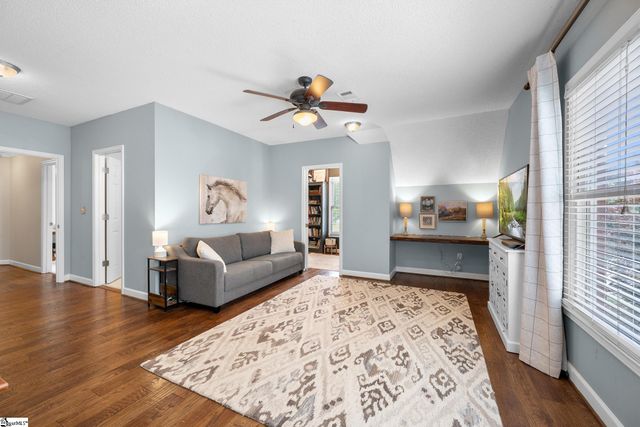 105 Silver Fox Trail, Simpsonville, SC 29681