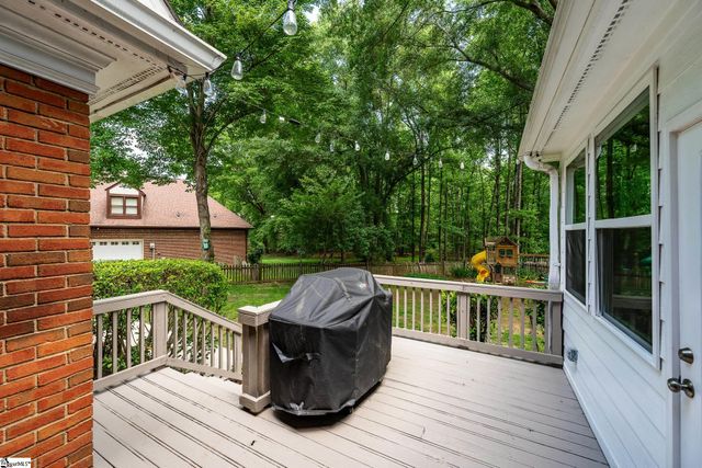 105 Silver Fox Trail, Simpsonville, SC 29681