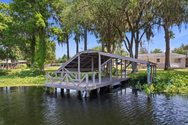 7961 W RIVERBEND ROAD, Crystal River, FL 34428