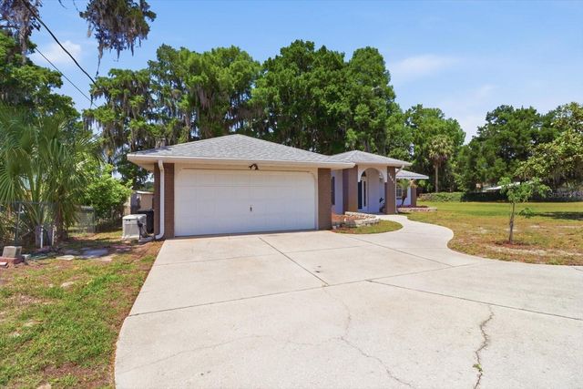 7961 W RIVERBEND ROAD, Crystal River, FL 34428