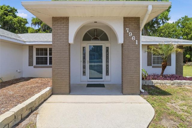 7961 W RIVERBEND ROAD, Crystal River, FL 34428