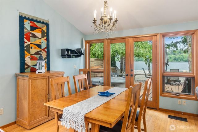 3048 Steamboat Island Loop NW, Olympia, WA 98502