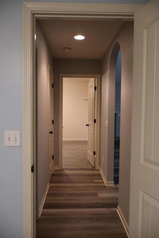 5806 FREEPORT WAY, Columbia, MO 65201