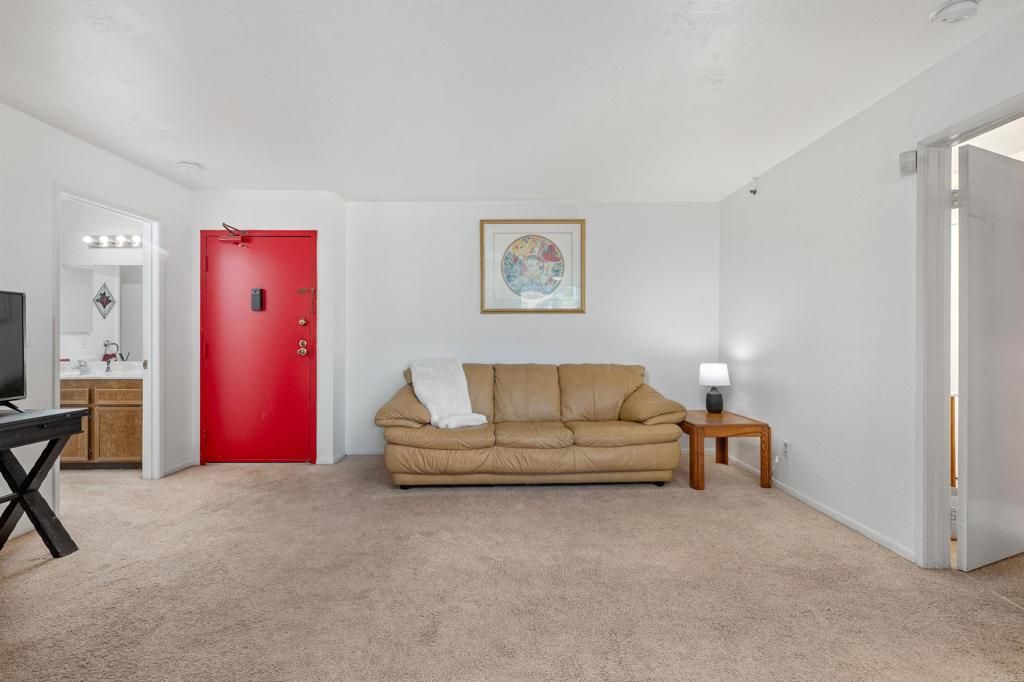 7508 Parkway Drive 108, La Mesa, CA 91942 — photo 4