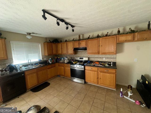2063 Rolling Rock Court, Lithia Springs, GA 30122