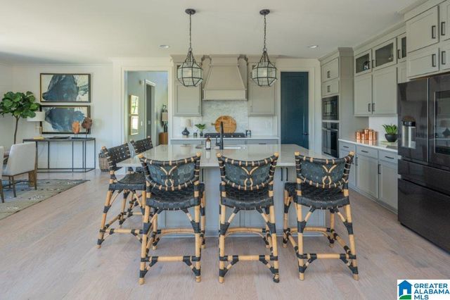 6031 OLIVEWOOD DRIVE, Hoover, AL 35244