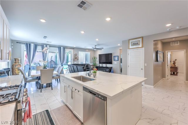 10089 Desert Azure Street, Las Vegas, NV 89178