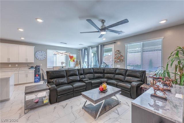 10089 Desert Azure Street, Las Vegas, NV 89178