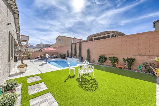 10089 Desert Azure Street, Las Vegas, NV 89178