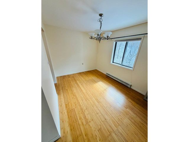 46 Hawthorne Circle, South Burlington, VT 05403