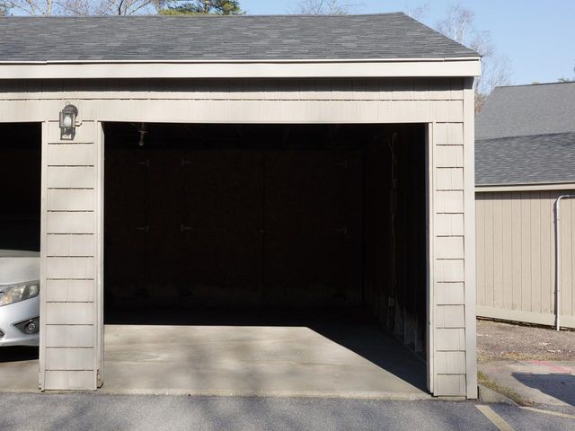 46 Hawthorne Circle, South Burlington, VT 05403