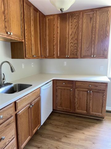 1639 Winifred Street, Westland, MI 48186
