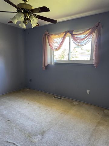 1639 Winifred Street, Westland, MI 48186