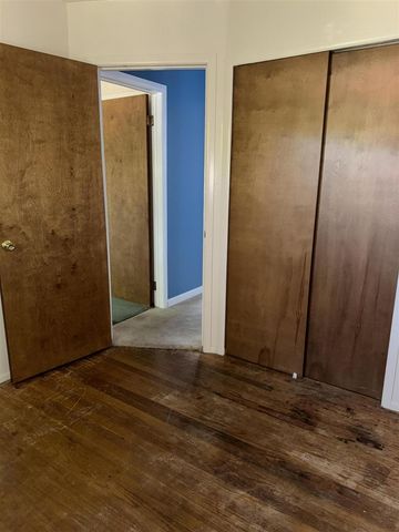 1639 Winifred Street, Westland, MI 48186