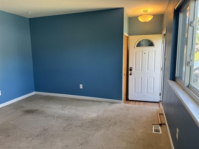 1639 Winifred Street, Westland, MI 48186
