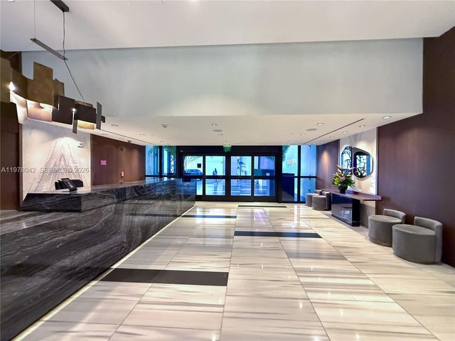 1100 Biscayne Blvd 3404, Miami, FL 33132