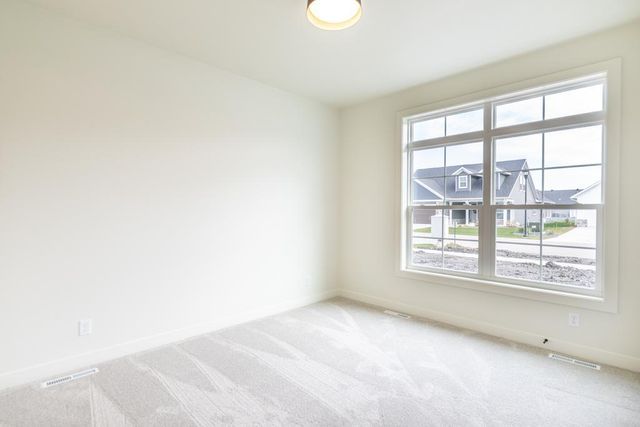 5108 Mira Way W, West Fargo, ND 58078