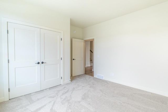 5108 Mira Way W, West Fargo, ND 58078